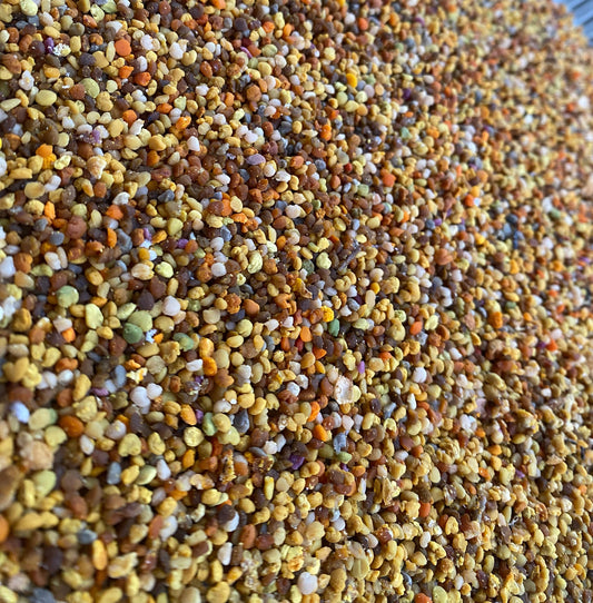 🐝 5 razlogov, zakaj je cvetni prah superživilo, ki ga morate vključiti v prehrano