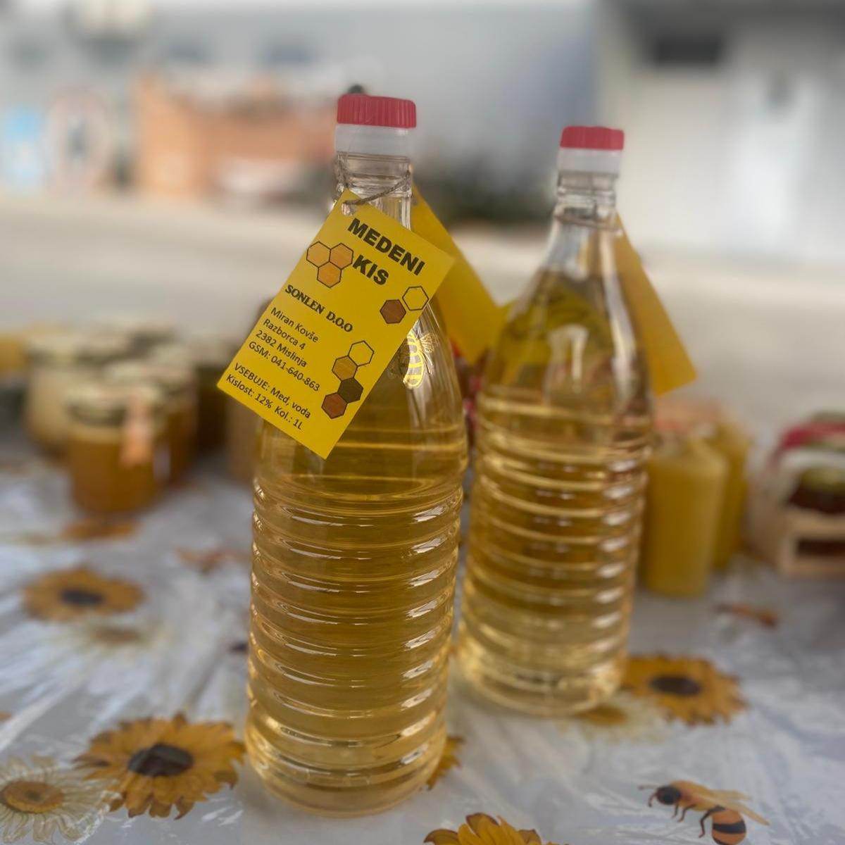 Medeni kis 1l - Vesela Čebela - Čebelarstvo Kovše