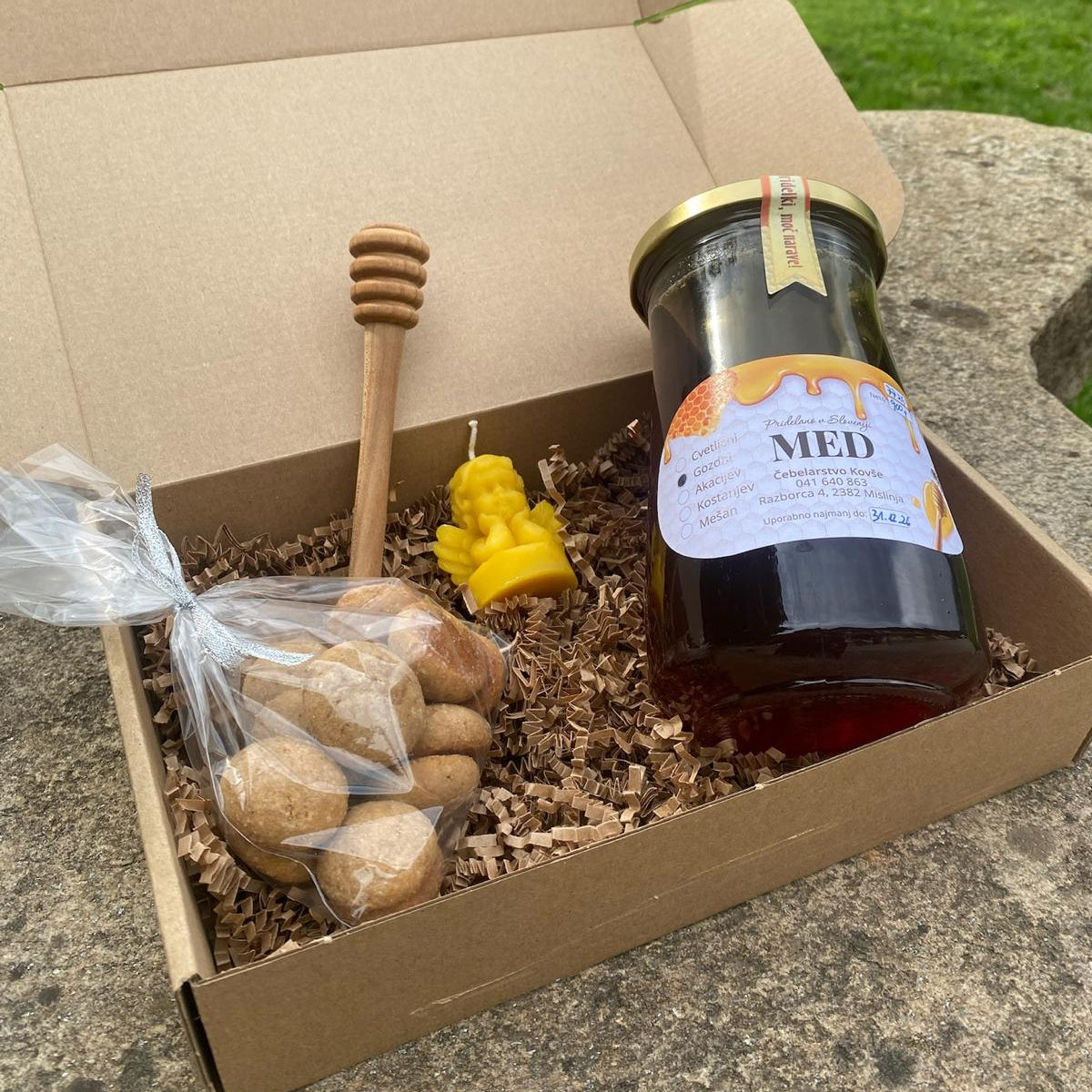 🐝 Zlati čebelji zaklad – razkošen darilni paket z medom