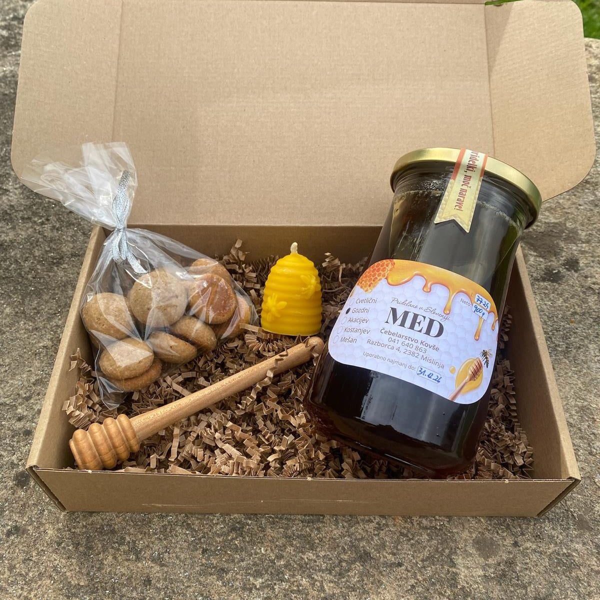 🐝 Zlati čebelji zaklad – razkošen darilni paket z medom